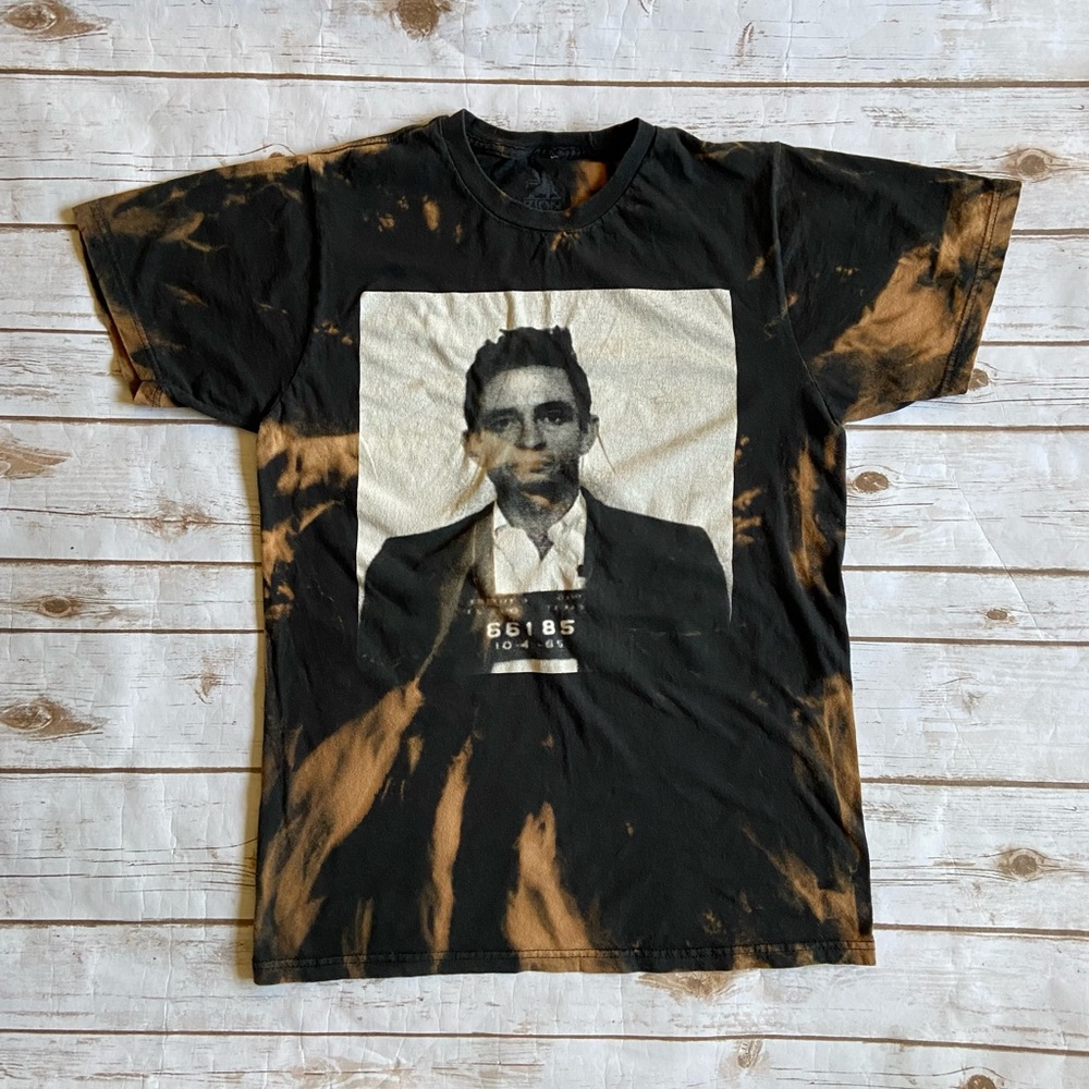 Johnny cash mugshot bleached graphic tee